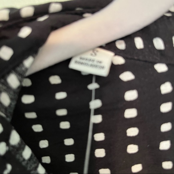 Jachs Girlfriend Top Button Down Shirt Black & White Sz S NWT Patterned - Picture 5 of 13